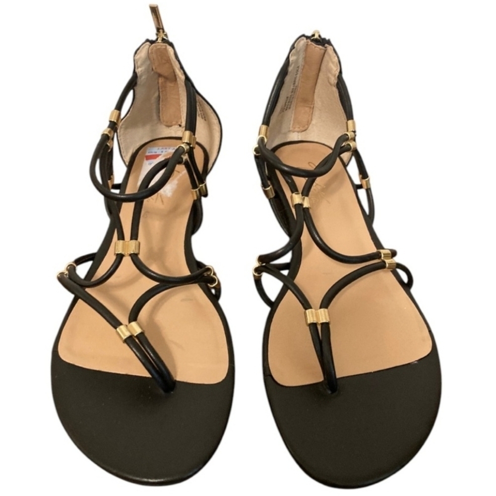 Thalia Sodi Sandels Womens Size 6.5 Black Gold Strappy Flats Shows